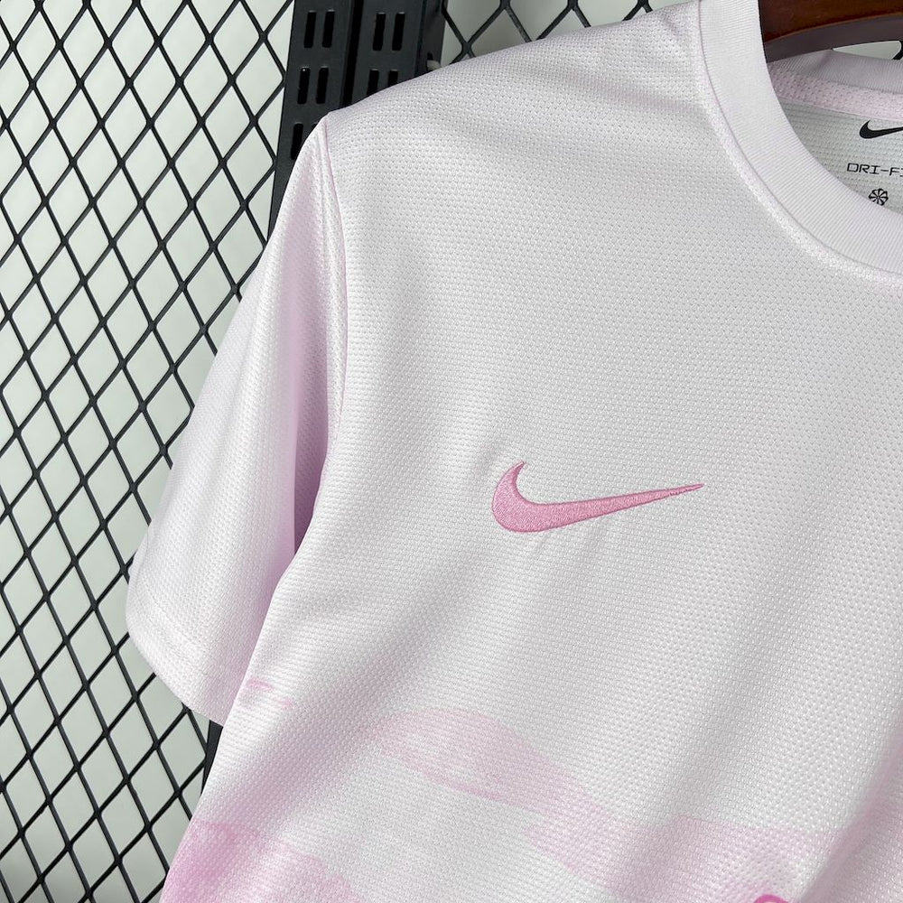 Brésil - Maillot - Concept 2025-26 - Rose - Blanc